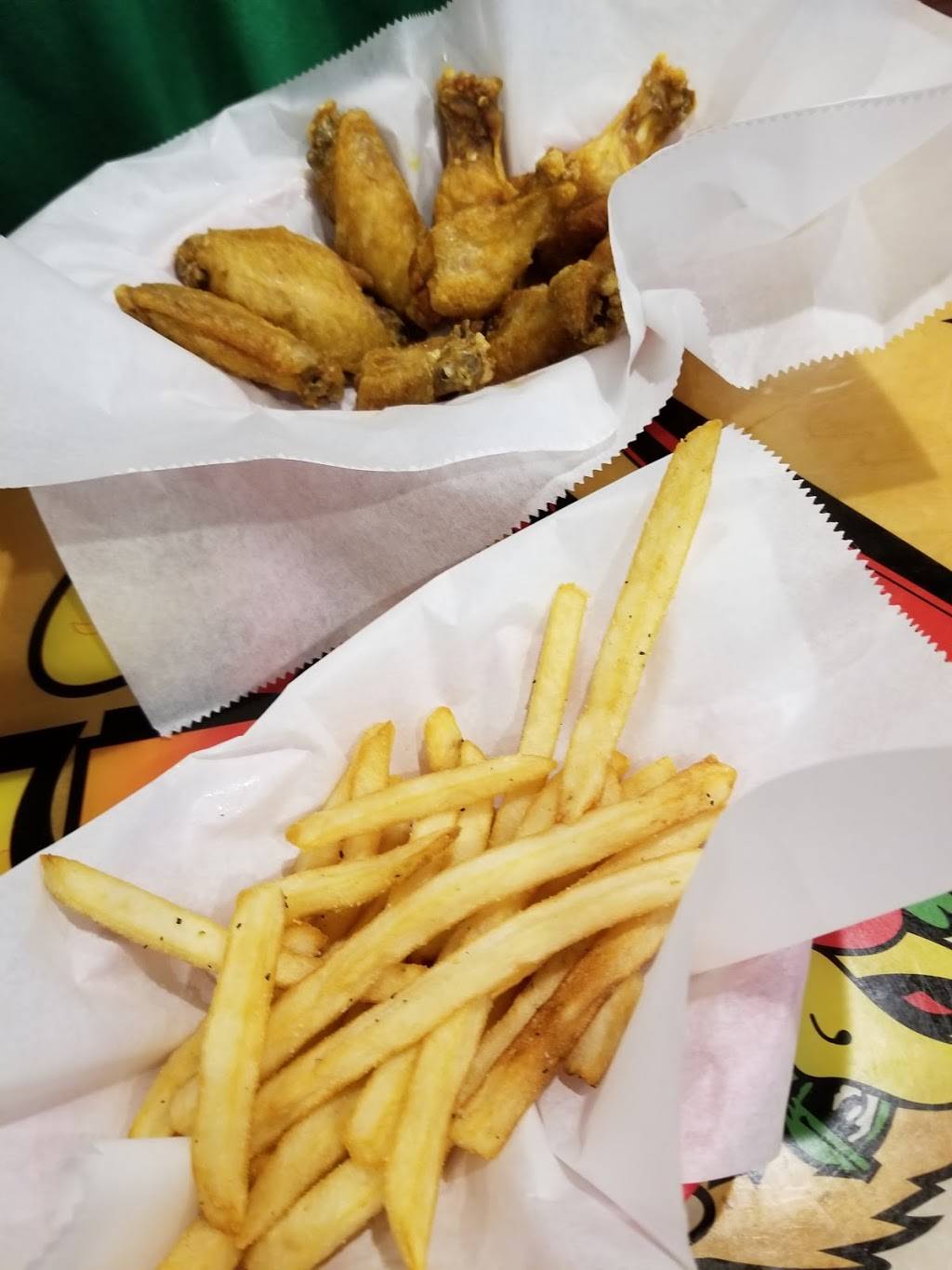 Wings Etc. | restaurant | 8833 High Pointe Dr, Newburgh, IN 47630, USA | 8124900550 OR +1 812-490-0550