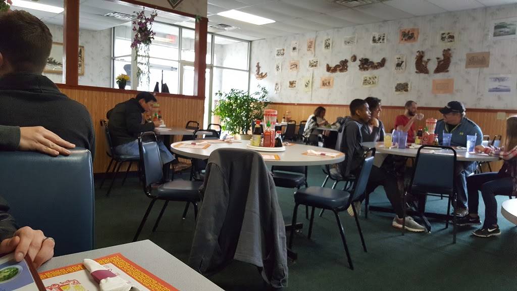 Phong Lan Restaurant | restaurant | 216 8th St SE, Cedar Rapids, IA 52401, USA | 3193655784 OR +1 319-365-5784