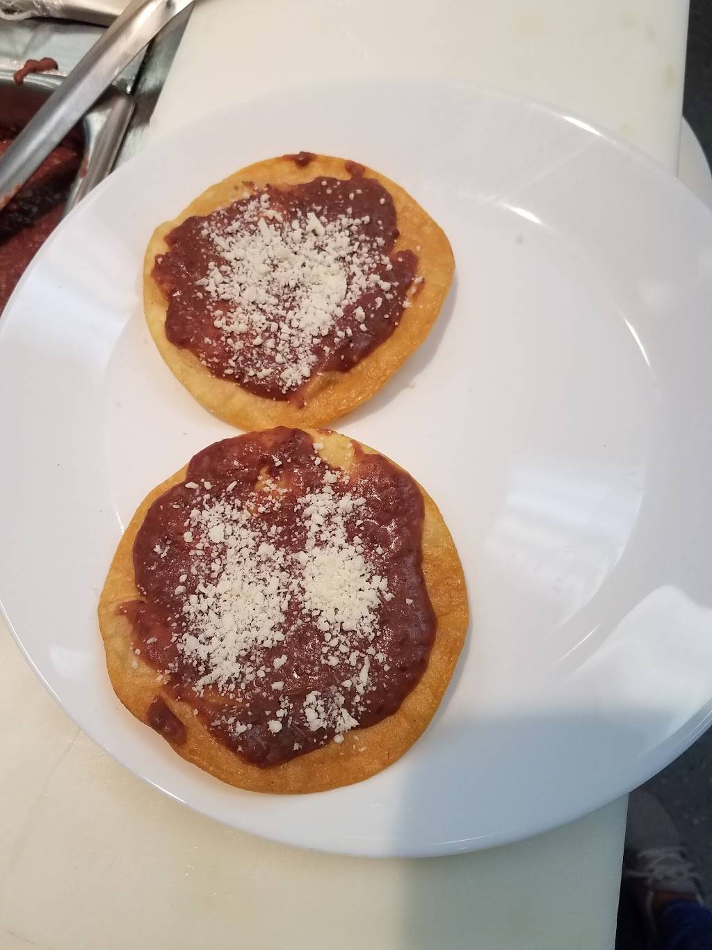 Catrachos Restaurant | restaurant | 330 S Green Bay Rd, Waukegan, IL 60085, USA | 2246378870 OR +1 224-637-8870