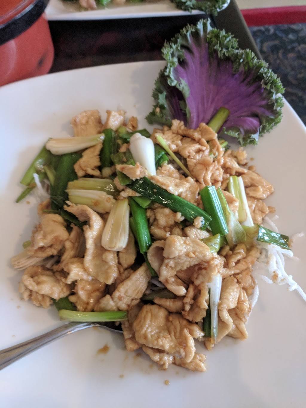 Lotus Room Chinese Cuisine | restaurant | 6004 Torrey Rd H, Flint, MI 48507, USA | 8106556000 OR +1 810-655-6000