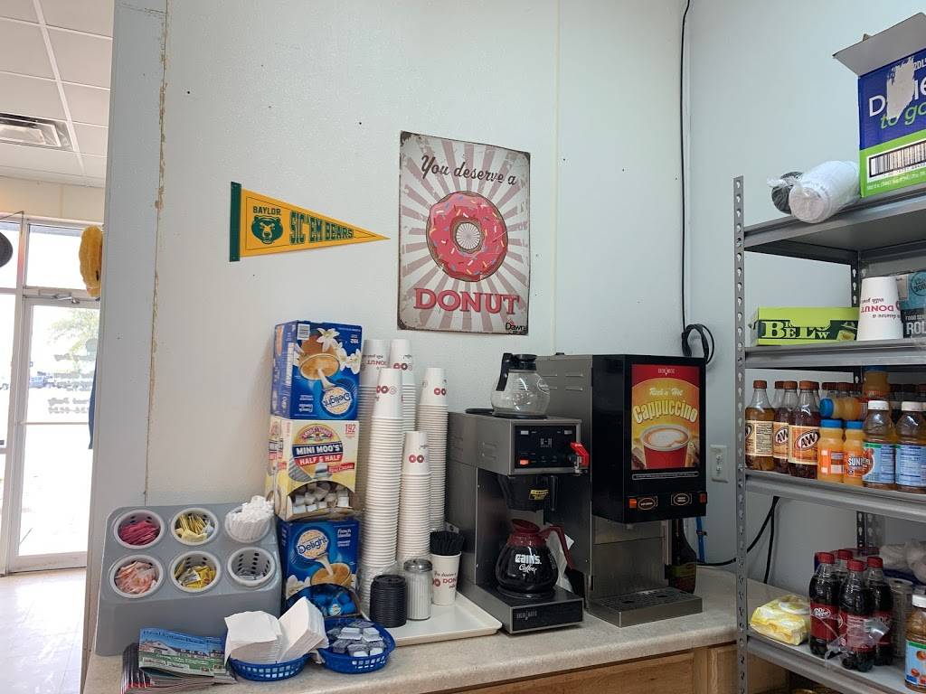 Cougar Donuts | restaurant | 10412 China Spring Rd, Waco, TX 76708, USA | 2548364434 OR +1 254-836-4434