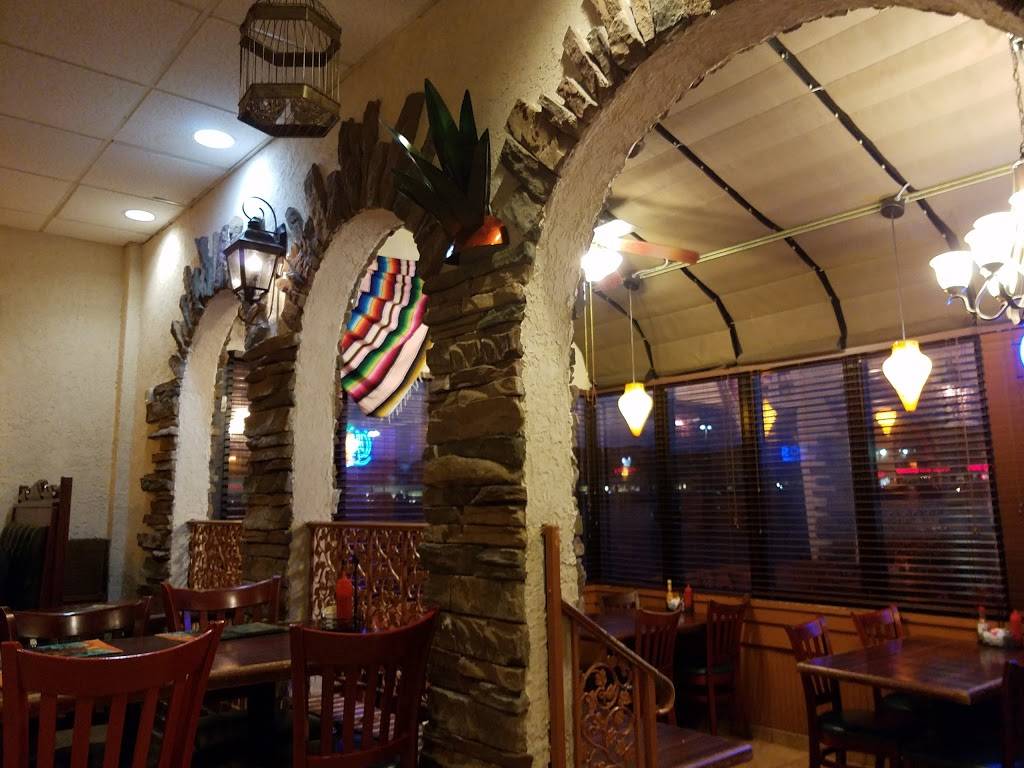 El Salto Restaurant | restaurant | 8816 Waltham Woods Rd, Parkville, MD 21234, USA | 4106683980 OR +1 410-668-3980