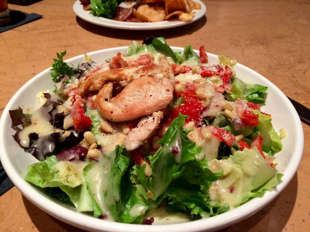 17 West | restaurant | 17 W Monroe St, New Bremen, OH 45869, USA | 4196293800 OR +1 419-629-3800