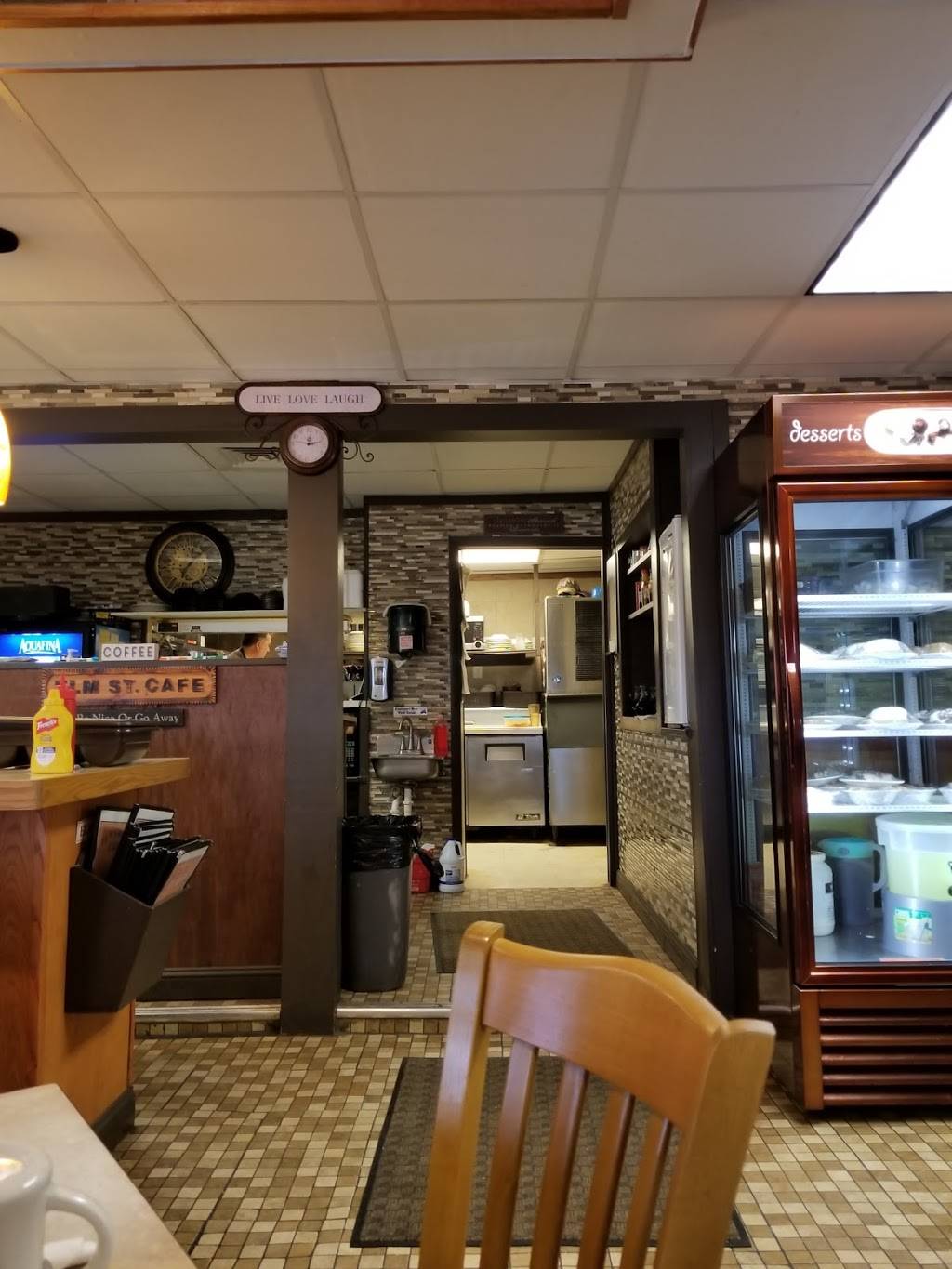 Elm Street Cafe | restaurant | 231 E Elm St, Canton, IL 61520, USA | 3096471680 OR +1 309-647-1680