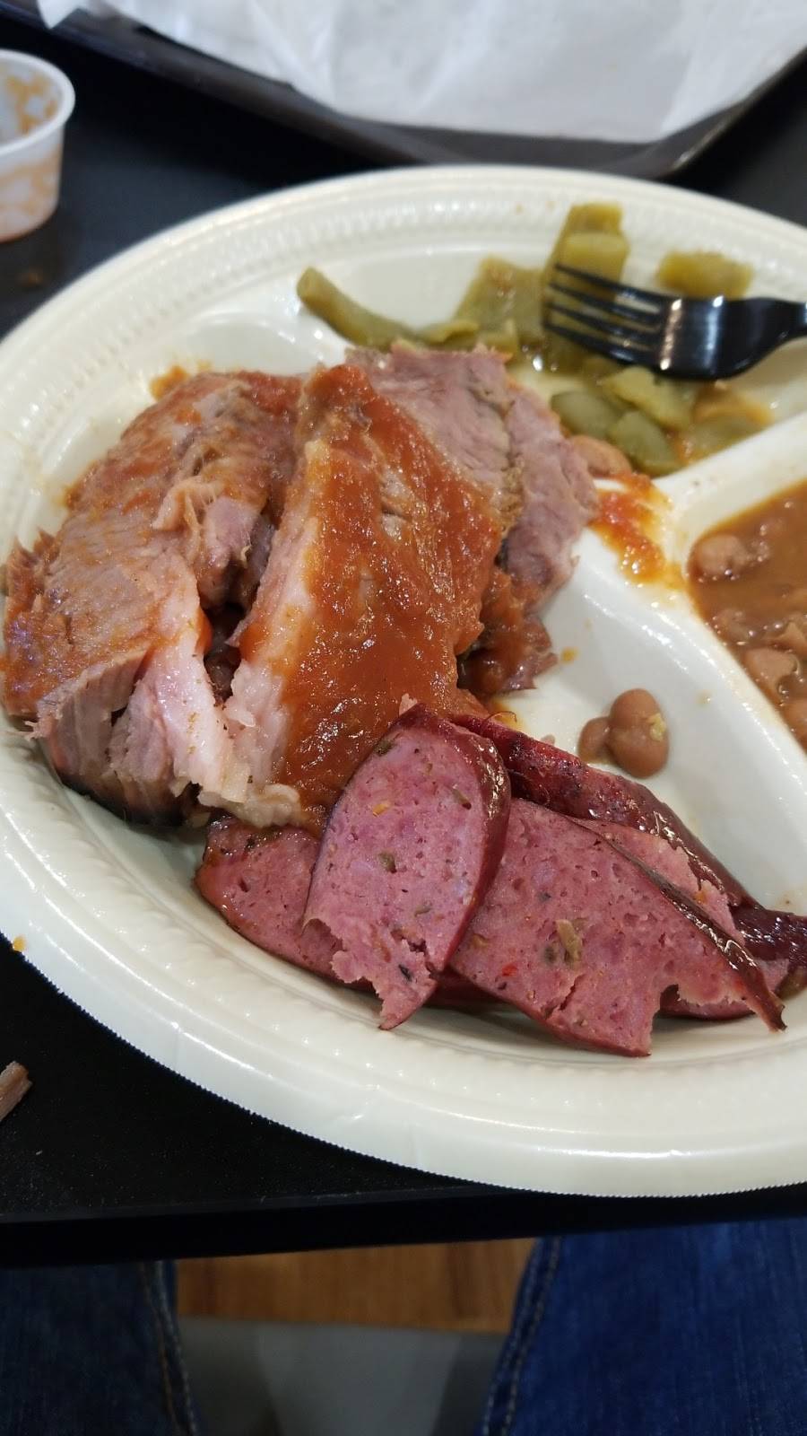 Up in Smoke BBQ | restaurant | I 35 Hwy NW, Hillsboro, TX 76645, USA | 2545820105 OR +1 254-582-0105