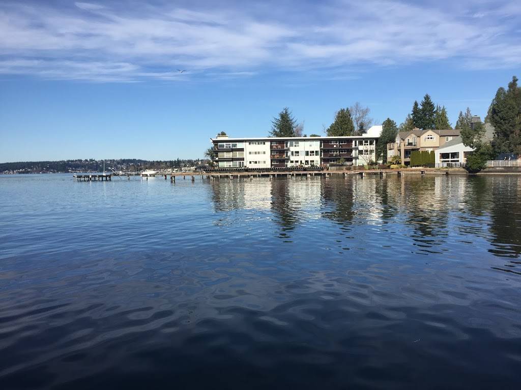 BeachHouse bar + grill | restaurant | 6023 Lake Washington Blvd NE, Kirkland, WA 98033, USA | 4259685587 OR +1 425-968-5587