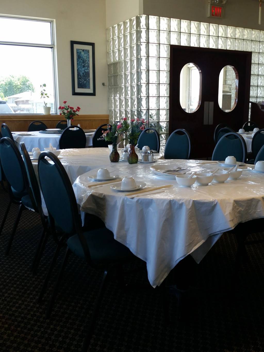 Iron Chef Chinese Restaurant | restaurant | 1116 Upper Sherman Ave, Hamilton, ON L8W 3W1, Canada | 9053892288 OR +1 905-389-2288