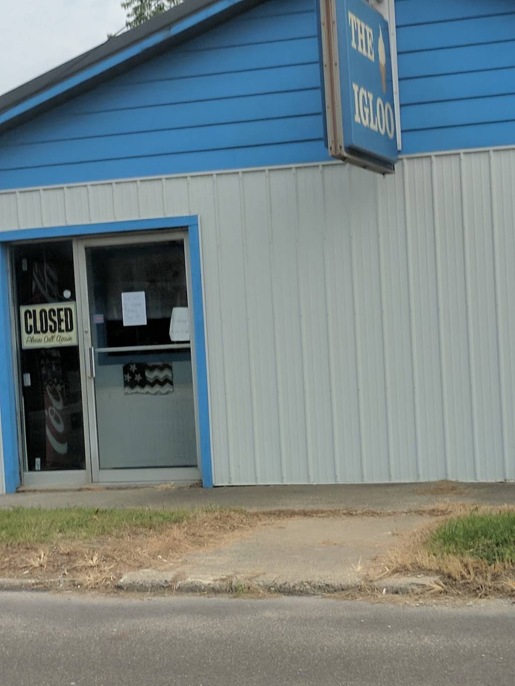 Igloo | restaurant | 912 N Main St, Winslow, IN 47598, USA | 8127892552 OR +1 812-789-2552