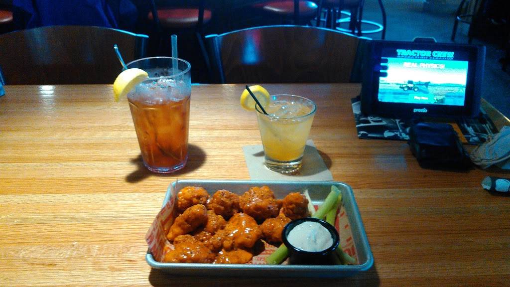 Applebees Grill + Bar | restaurant | 5301 Old Redwood Hwy N, Petaluma, CA 94954, USA | 7077920500 OR +1 707-792-0500