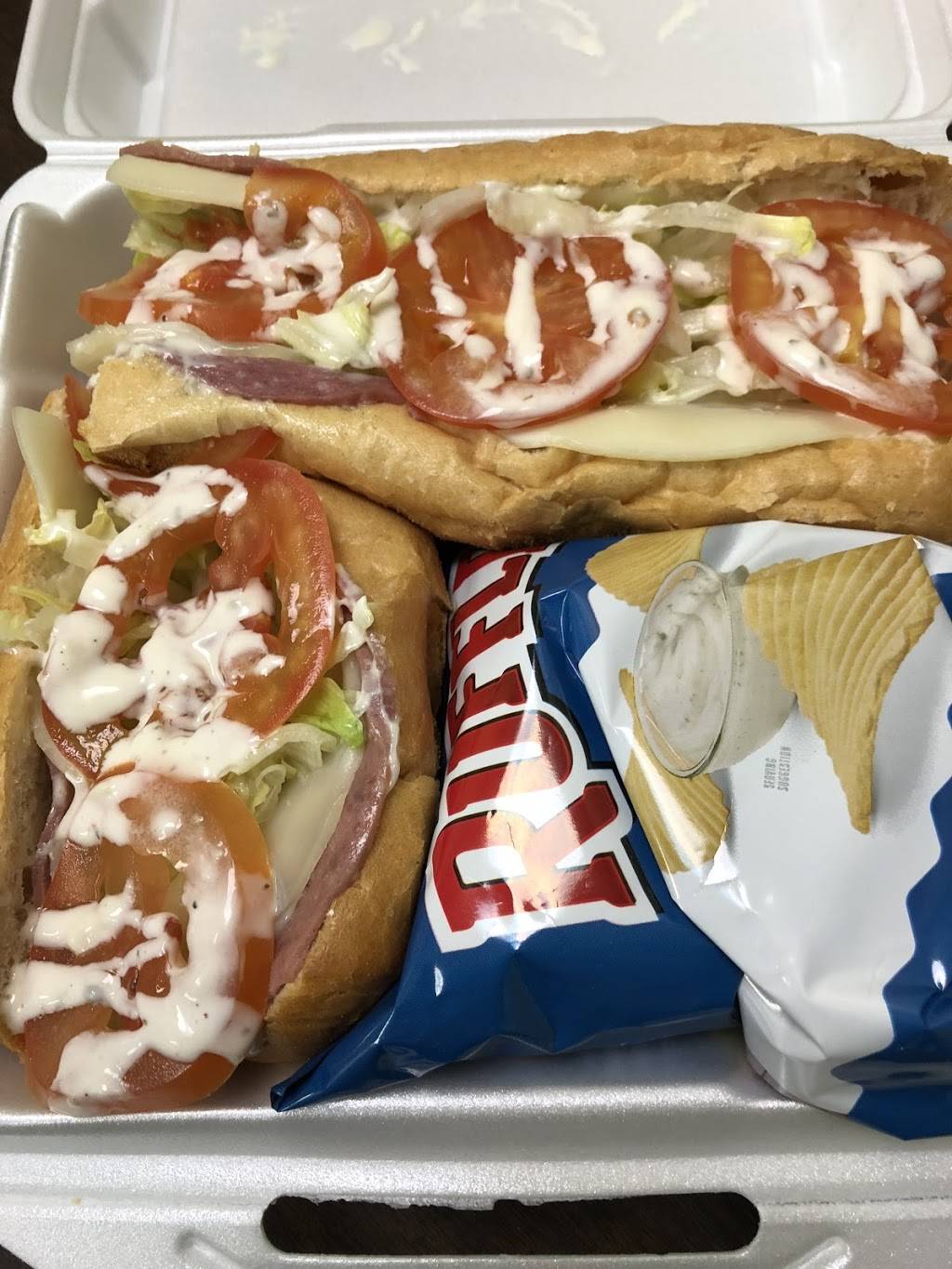 Castillos Ristorante & Pizzeria | restaurant | 975 Bacons Bridge Rd #156, Summerville, SC 29483, USA | 8438323330 OR +1 843-832-3330