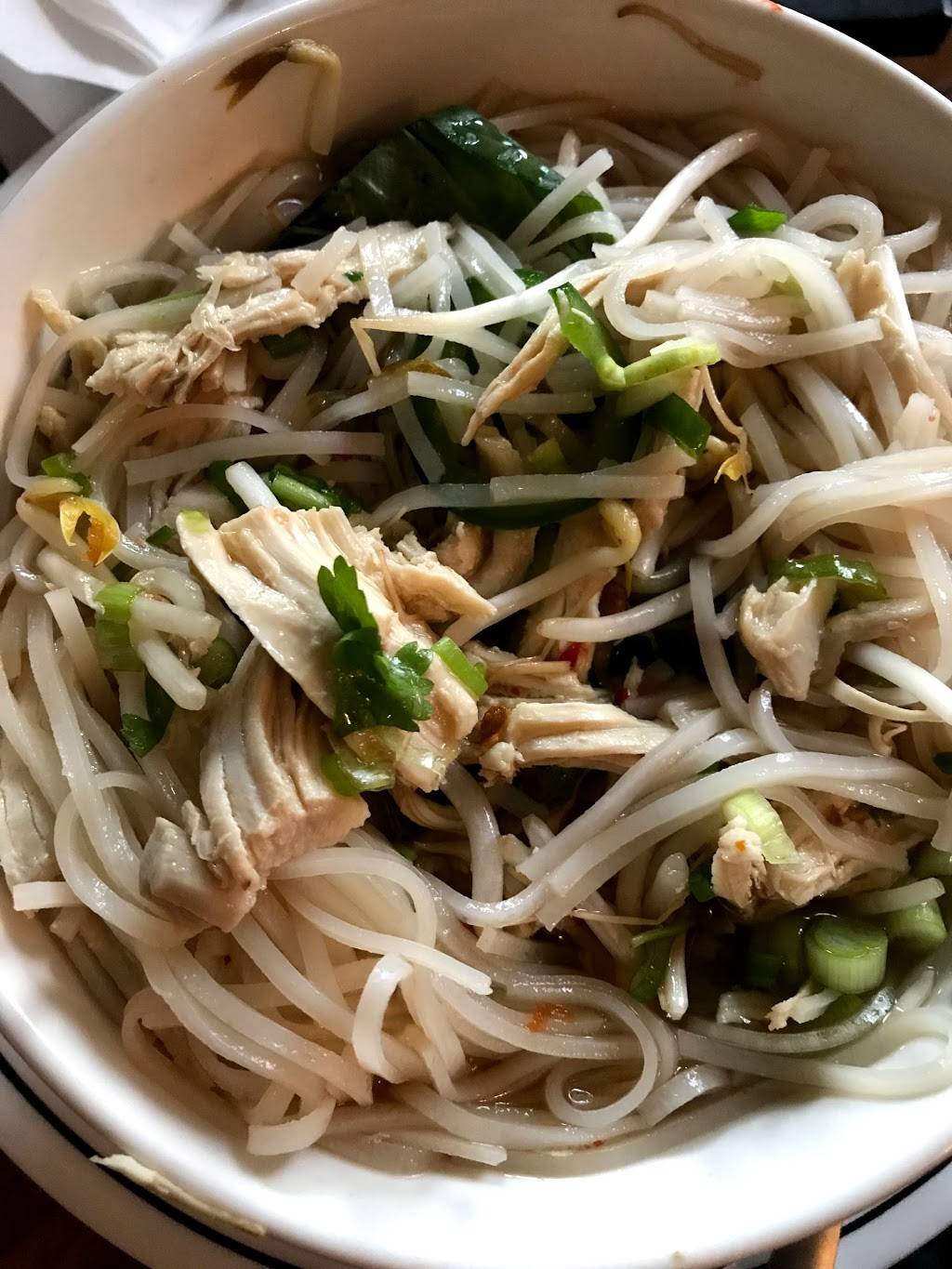 Pho T Noodle Seafood Restaurant | restaurant | 718 W Wheatland Rd, Duncanville, TX 75116, USA | 4698686060 OR +1 469-868-6060