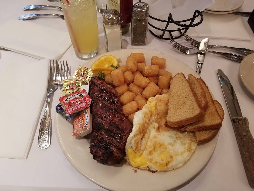 BK Sweeneys Uptown Grille | restaurant | 636 Franklin Ave, Garden City, NY 11530, USA | 5167463075 OR +1 516-746-3075