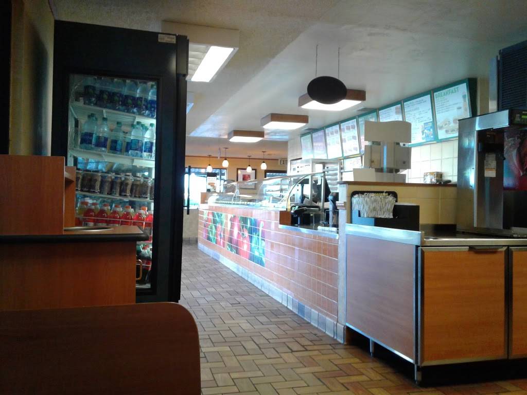 Subway | meal takeaway | 2375 E Tropicana Ave Suite G, Las Vegas, NV 89119, USA | 7027369468 OR +1 702-736-9468