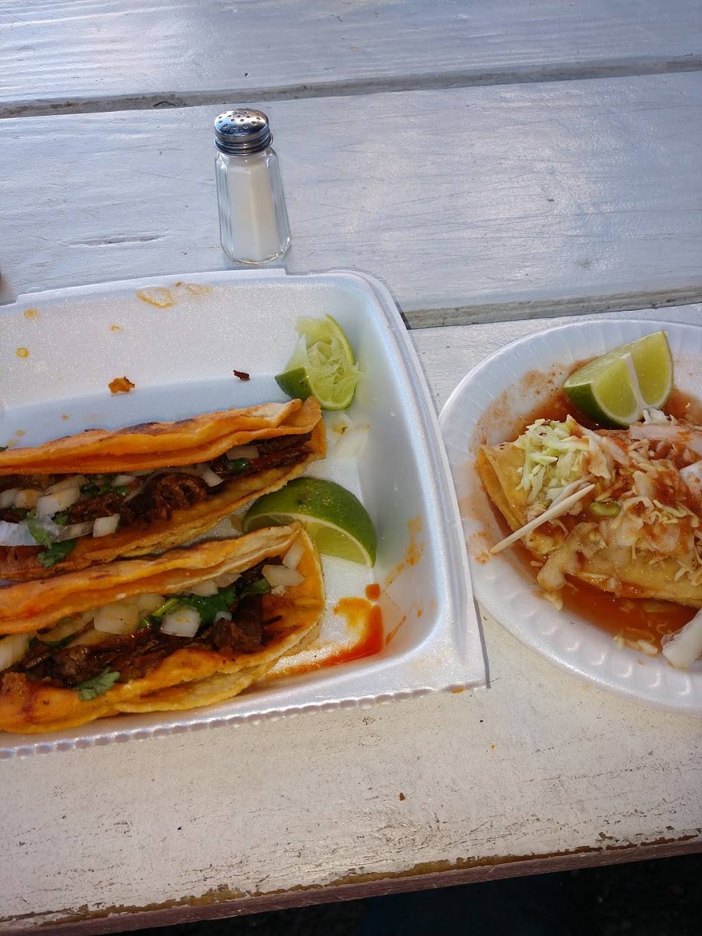 Tortas Ahogadas La Ramadita | restaurant | 5938 Vineland Ave, North Hollywood, CA 91601, USA | 8185066473 OR +1 818-506-6473