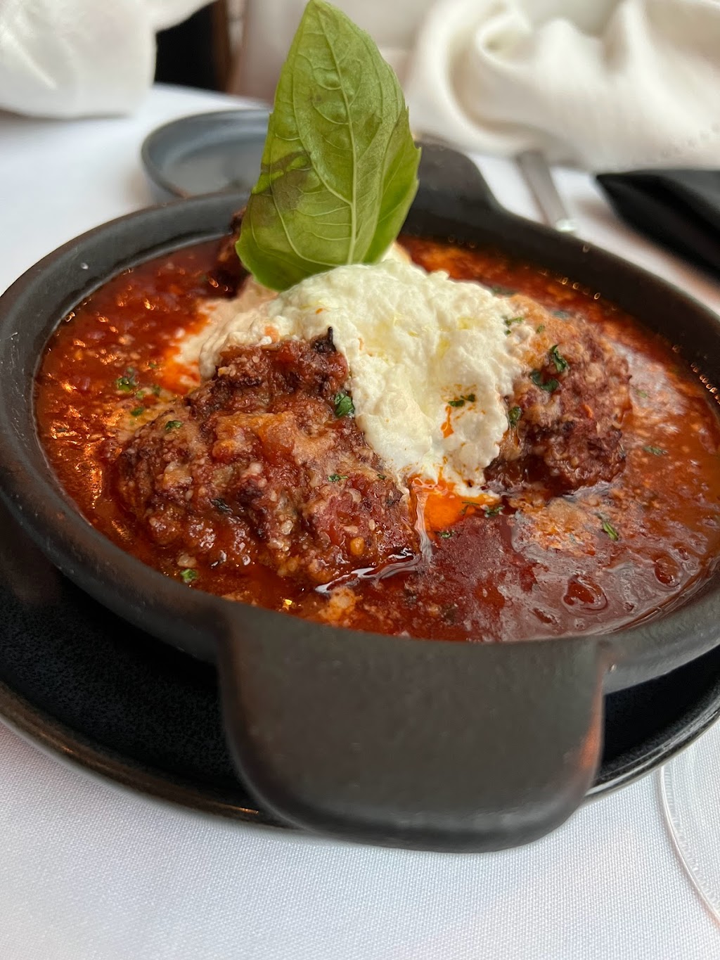 Strega Italiano Seaport | restaurant | 1 Marina Park Drive, Boston, MA 02210, USA | 6173453992 OR +1 617-345-3992