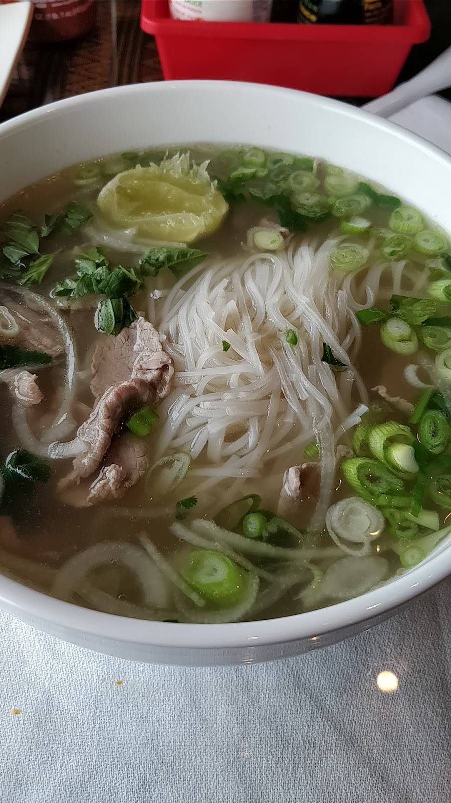 Cafe Fuzion | restaurant | 1240 E 14th St, Des Moines, IA 50316, USA | 5152628488 OR +1 515-262-8488