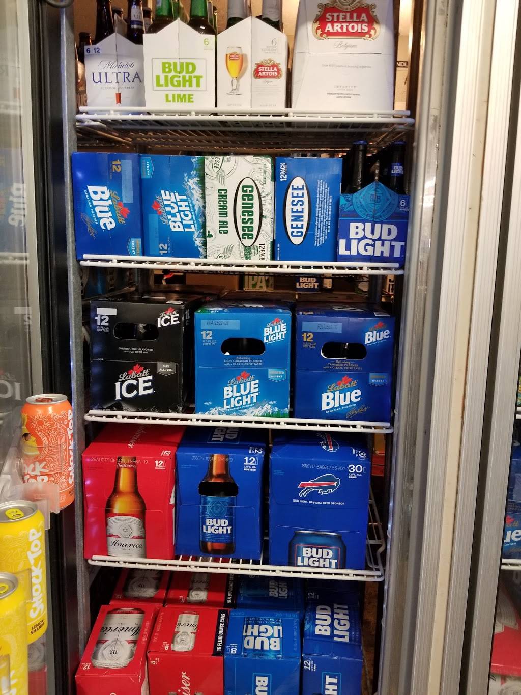 Keuka Corners | restaurant | 3745 Italy Hill Rd, Branchport, NY 14418, USA | 3155956676 OR +1 315-595-6676