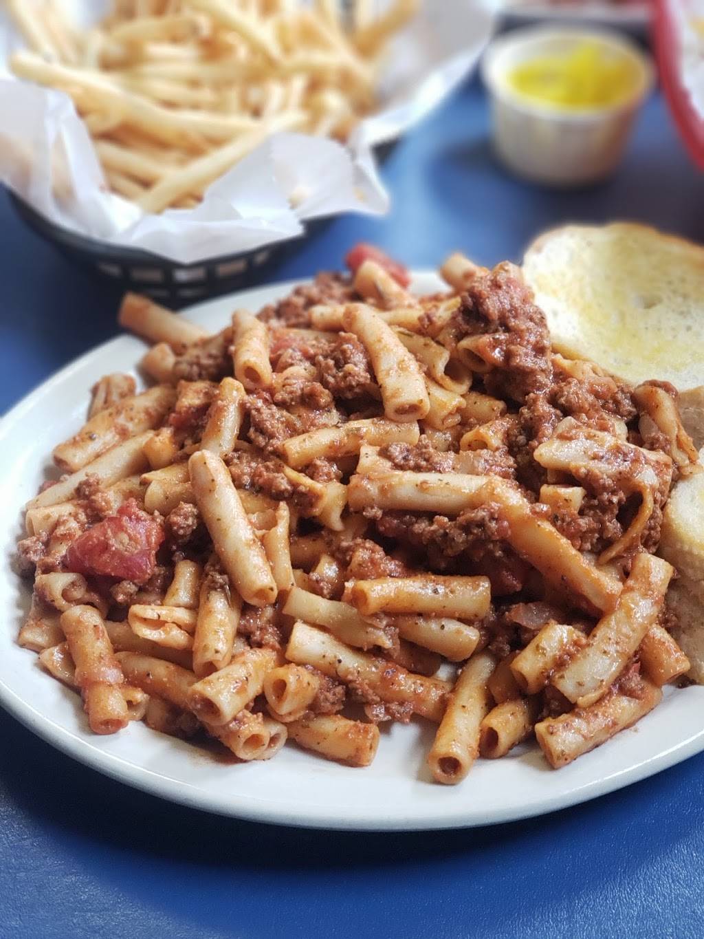 Old Tavern Inn | restaurant | 61088 Indian Lake Rd, Niles, MI 49120, USA | 2696839510 OR +1 269-683-9510