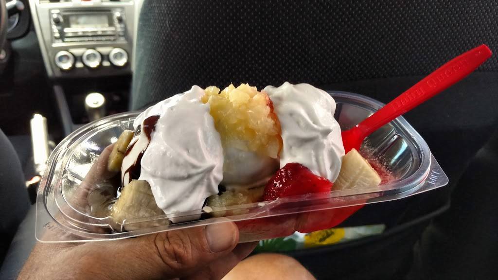 Dairy Queen | restaurant | 1641 Lakeshore Rd W, Mississauga, ON L5J 1J4, Canada | 9058228352 OR +1 905-822-8352