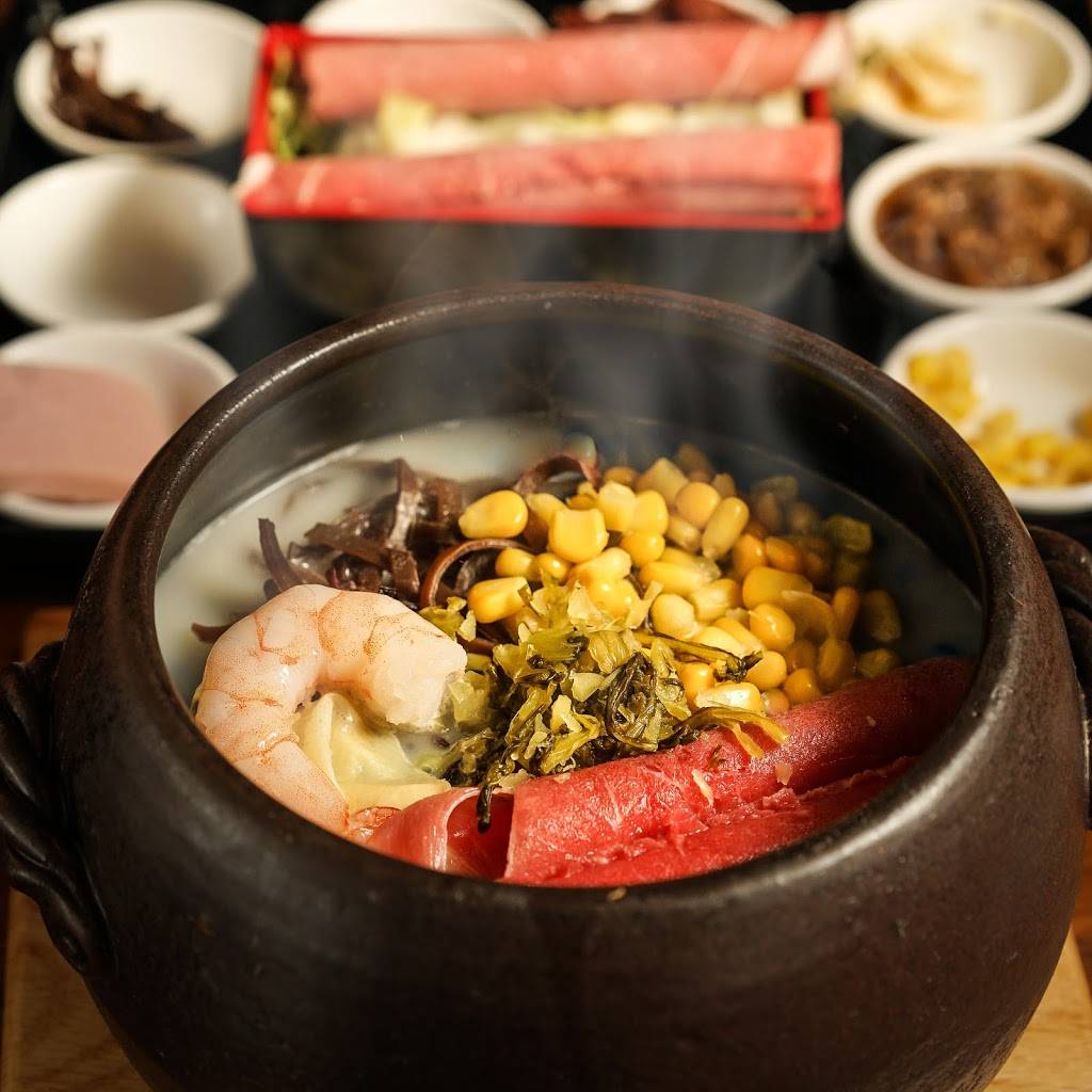 Yunshang Rice Noodle House (Aurora) | restaurant | 16035 Bayview Ave D5, Aurora, ON L4G 3L4, Canada | 9058411112 OR +1 905-841-1112