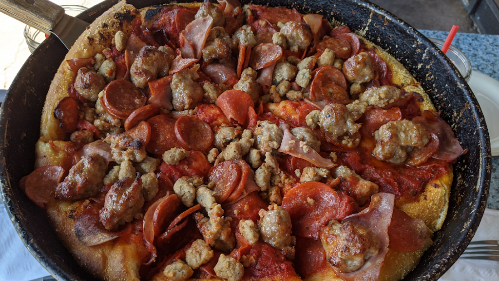 Pizza Chicago di Italia | restaurant | 160 W Main St, Los Gatos, CA 95030, USA | 4084023829 OR +1 408-402-3829