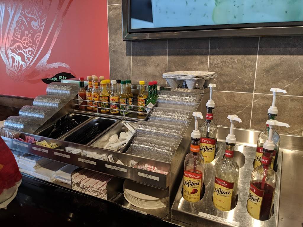 Cafe Rio Mexican Grill | restaurant | 10062 Darnestown Rd, Rockville, MD 20850, USA | 3013094111 OR +1 301-309-4111