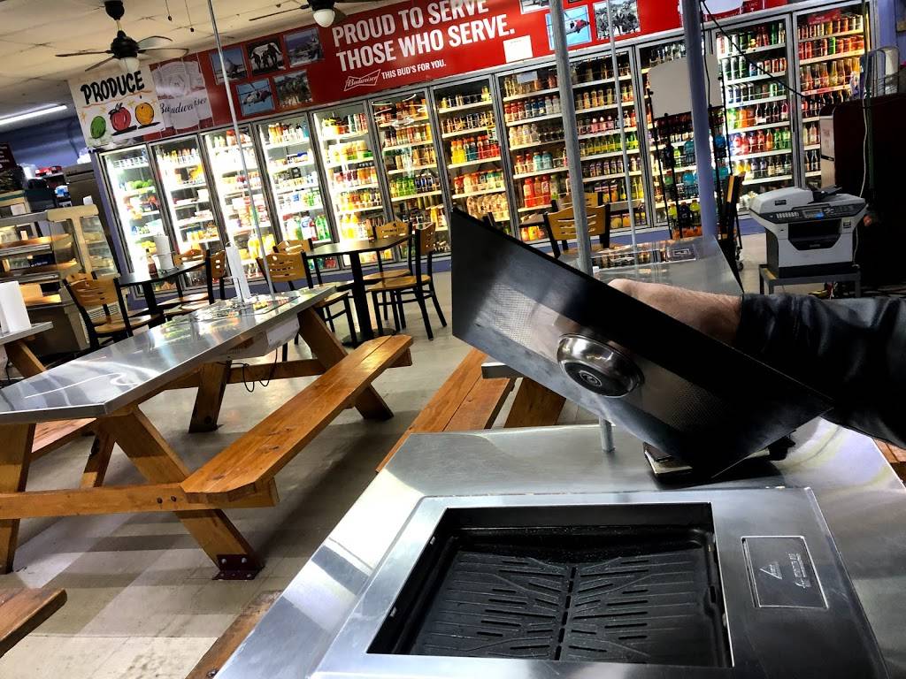 Chas Market & Kitchen | restaurant | 1431 N Pine St, San Antonio, TX 78208, USA | 2102271521 OR +1 210-227-1521