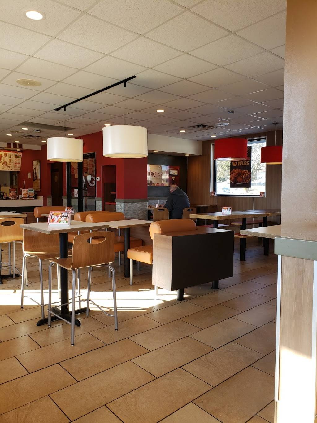 KFC | restaurant | 1751 Madison Ave, Council Bluffs, IA 51503, USA | 7123221166 OR +1 712-322-1166