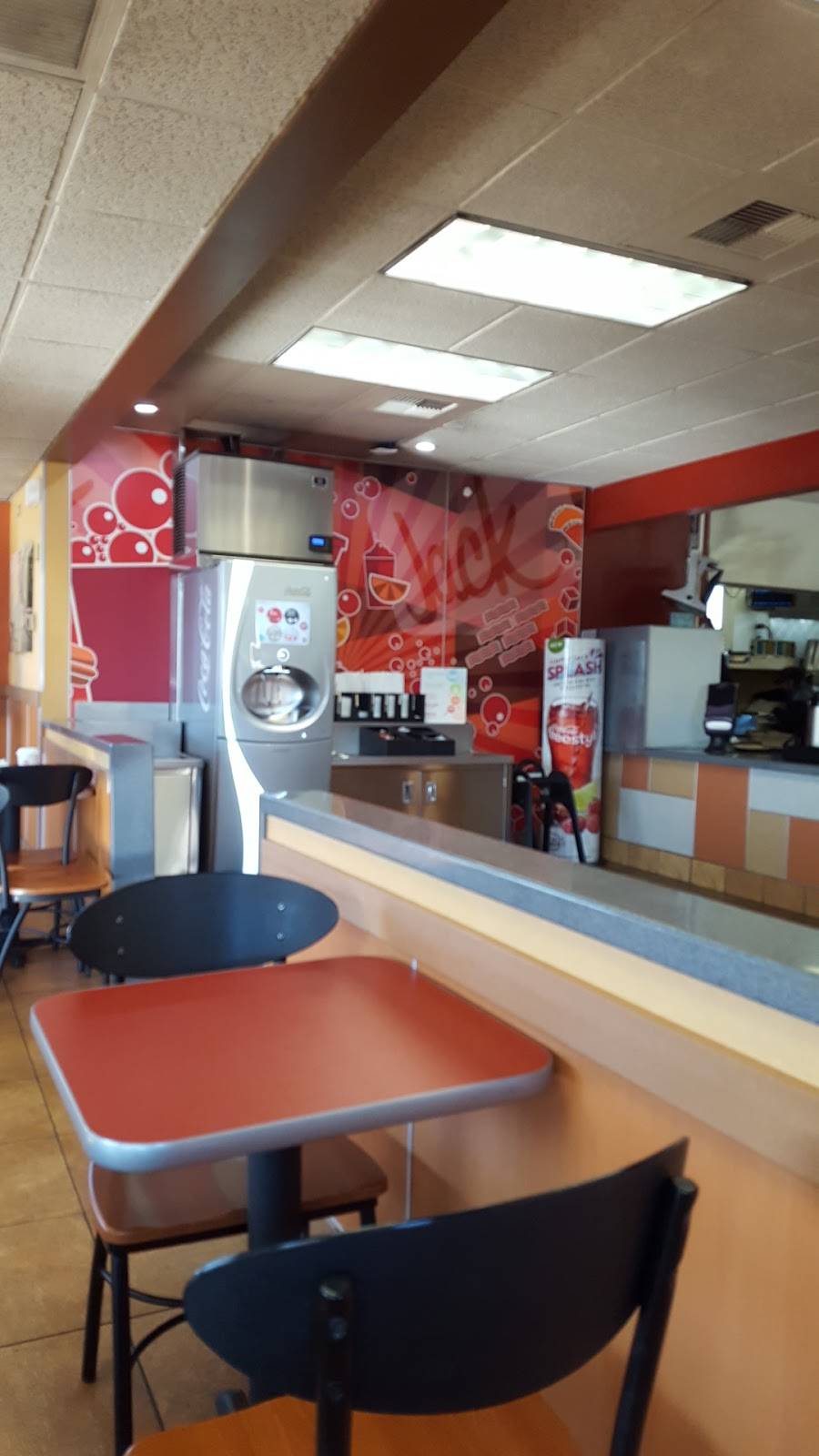 Jack in the Box | restaurant | 1105 N Main St, Manteca, CA 95336, USA | 2092399525 OR +1 209-239-9525