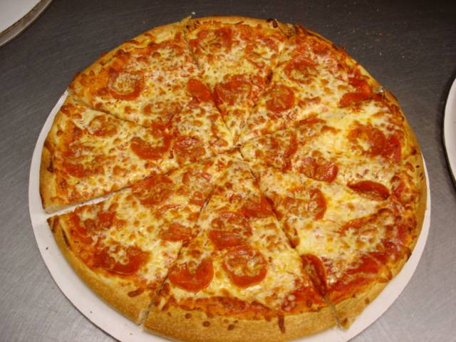 Captain Pizza & Roast Beef | meal takeaway | 3 Railroad Ave, Swampscott, MA 01907, USA | 7815931568 OR +1 781-593-1568