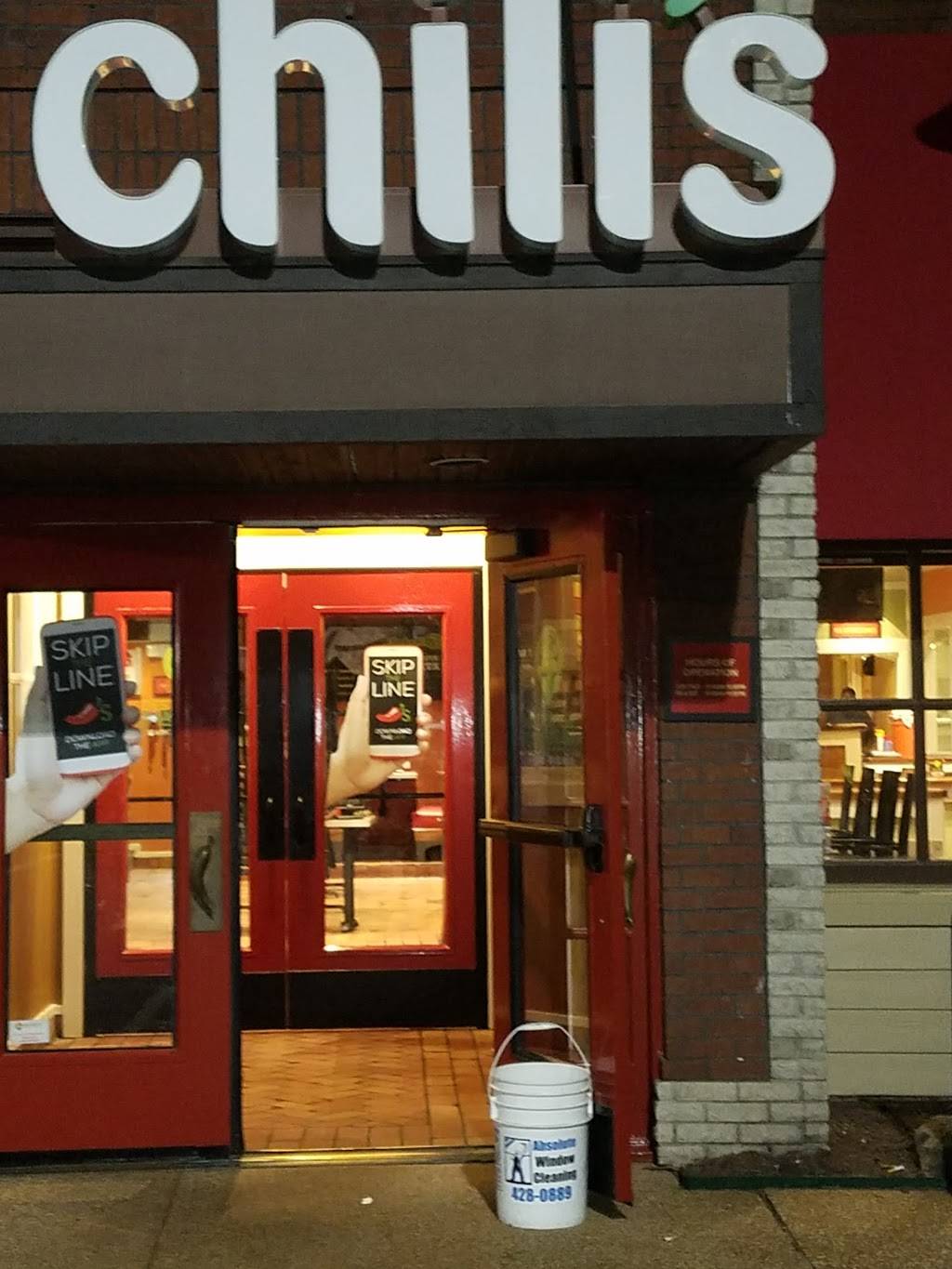 Chilis Grill & Bar | restaurant | 4609 Poplar Ave, Memphis, TN 38117, USA | 9016852257 OR +1 901-685-2257
