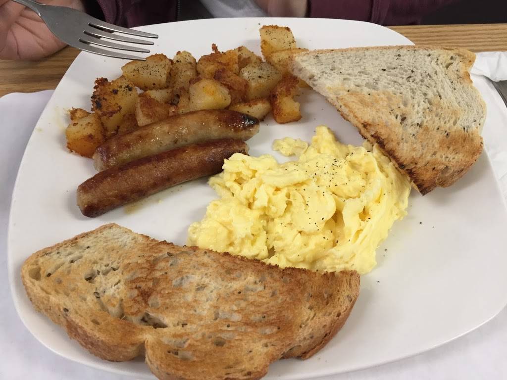 Crostini | restaurant | 201 Meadow St, Branford, CT 06405, USA | 2034881040 OR +1 203-488-1040