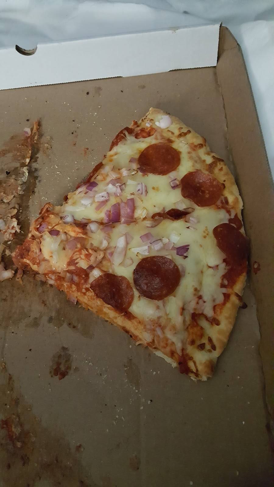 Tradewinds Waterfront Restaurant | restaurant | 9301 S Fairfax Rd, Bloomington, IN 47401, USA | 8128242628 OR +1 812-824-2628