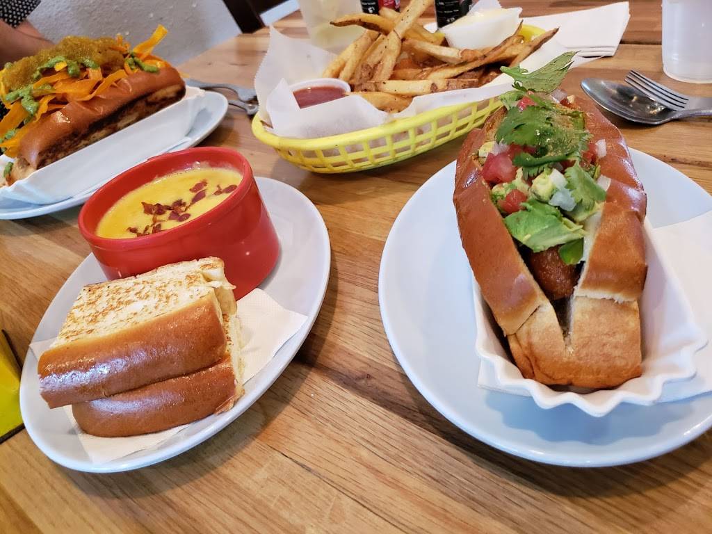 Good Dog Houston | restaurant | 1312 W Alabama St, Houston, TX 77006, USA | 3468003647 OR +1 346-800-3647