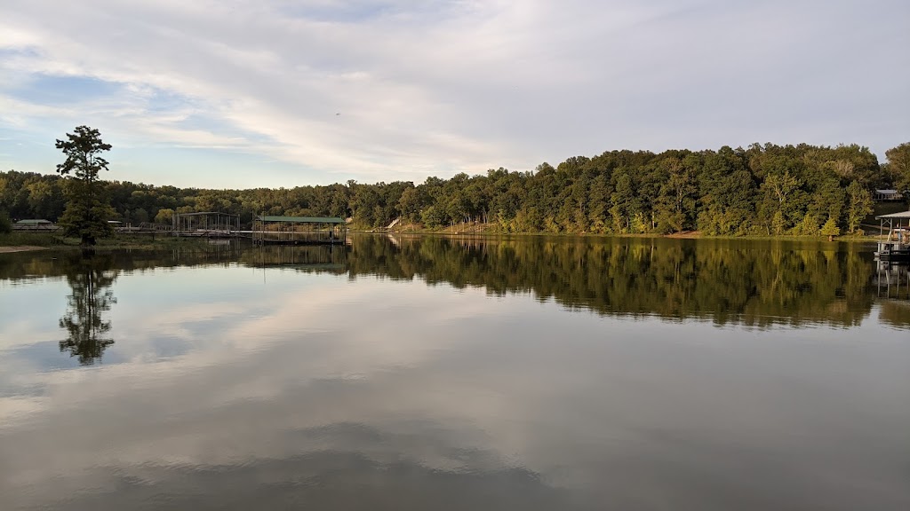 Beaver Dam Restaurant & Marina | restaurant | 1280 Lodge Rd, Camden, TN 38320, USA | 7315845338 OR +1 731-584-5338