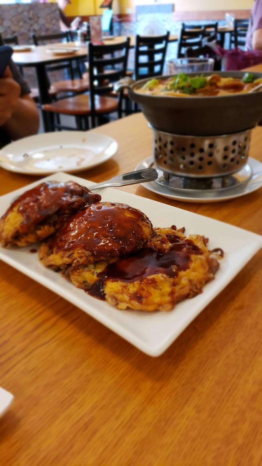 Yang’s Kitchen | restaurant | 6920 Coal Creek Pkwy SE #10, Newcastle, WA 98059, USA | 4257462230 OR +1 425-746-2230