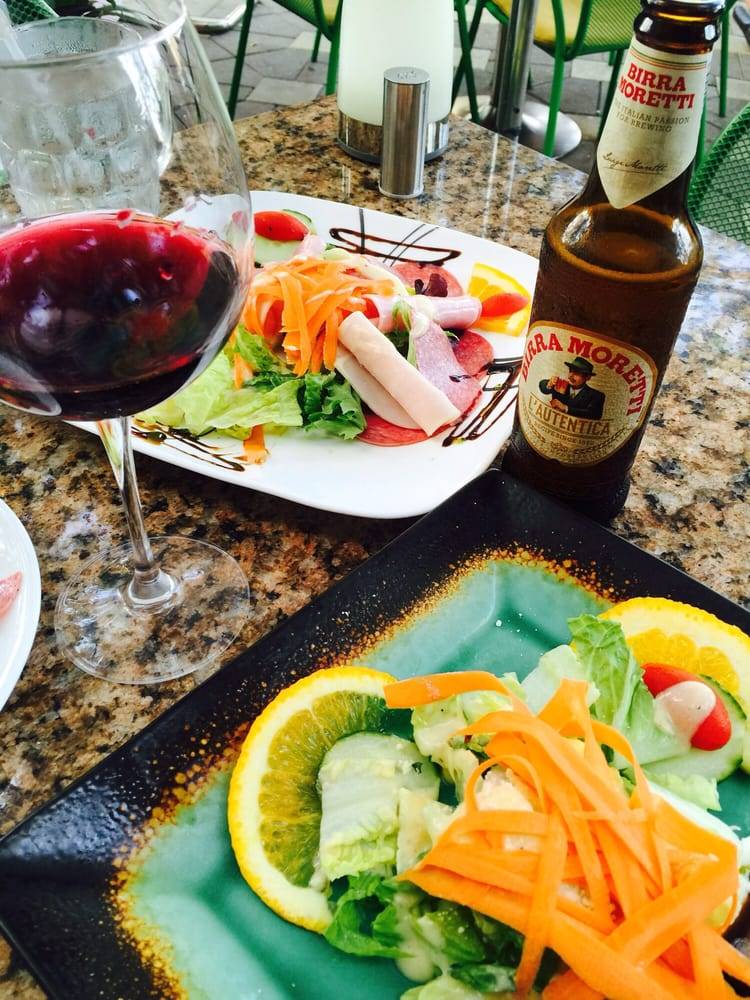 Roma Italian Bistro Pizzeria | restaurant | 655 5th Ave S #6601, Naples, FL 34102, USA | 2397767042 OR +1 239-776-7042