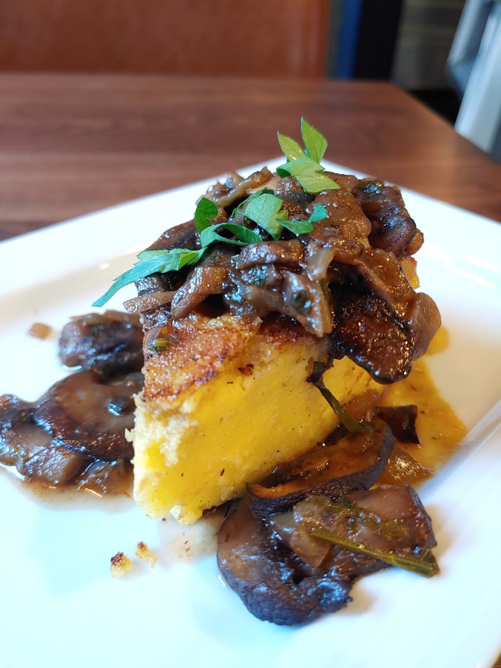 North & Maple | restaurant | 18401 N Creek Dr, Tinley Park, IL 60477, USA | 7084688181 OR +1 708-468-8181