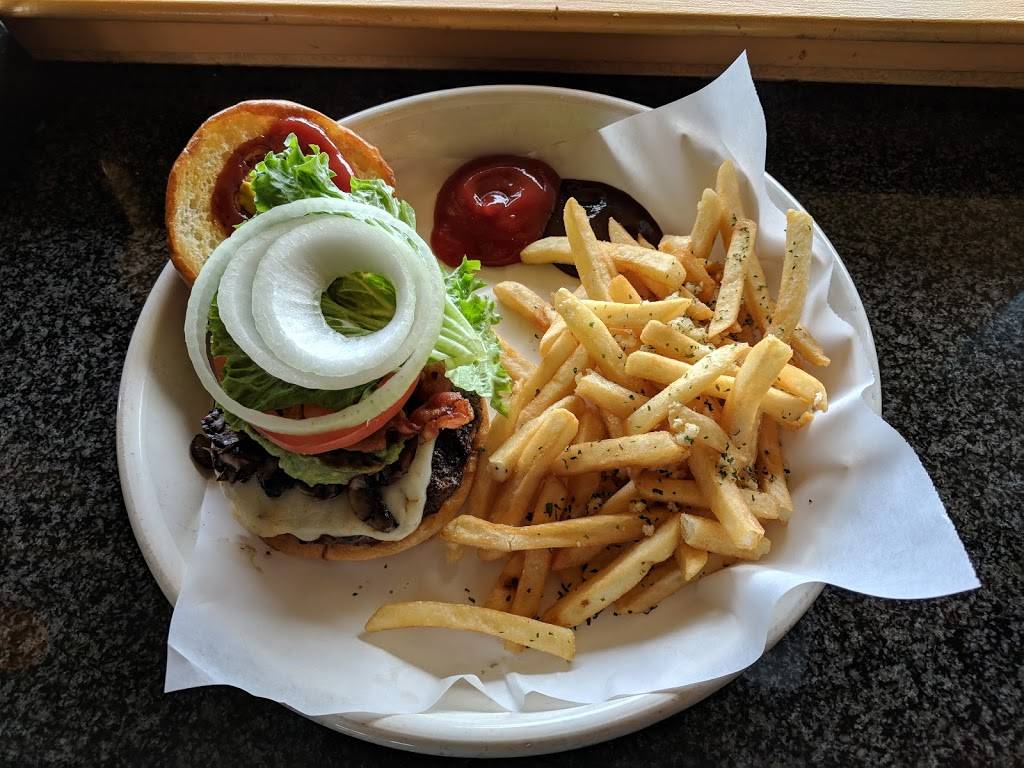 Monsoon Burger | restaurant | 321 Texas St, Fairfield, CA 94533, USA | 7074299888 OR +1 707-429-9888