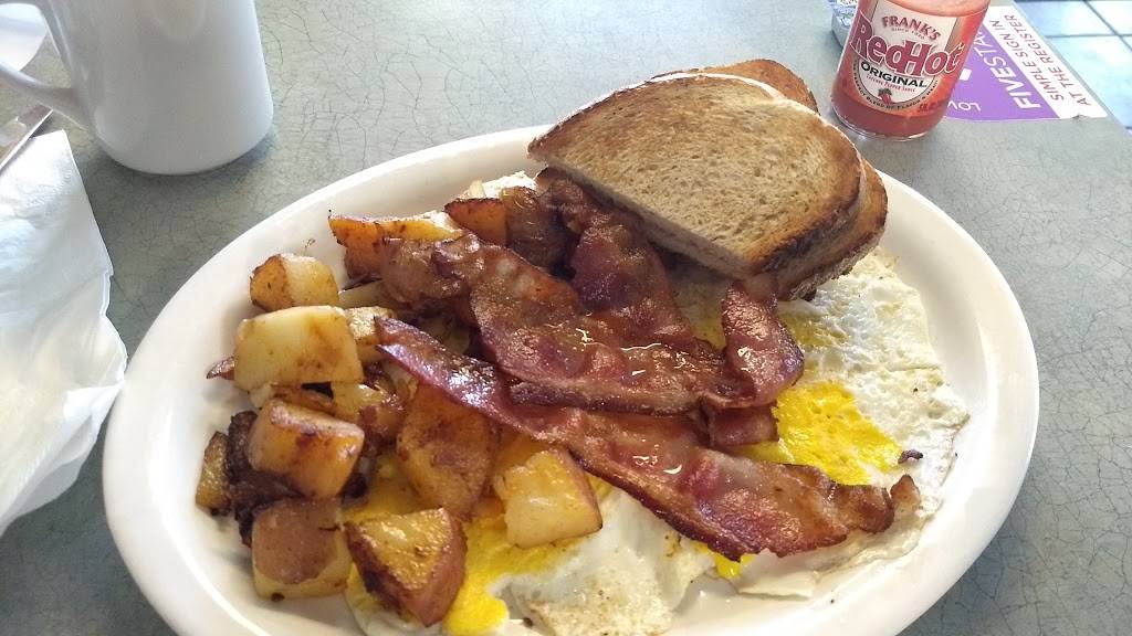 Steves Restaurant | restaurant | 1091 S Main St, Plantsville, CT 06479, USA | 8606217116 OR +1 860-621-7116