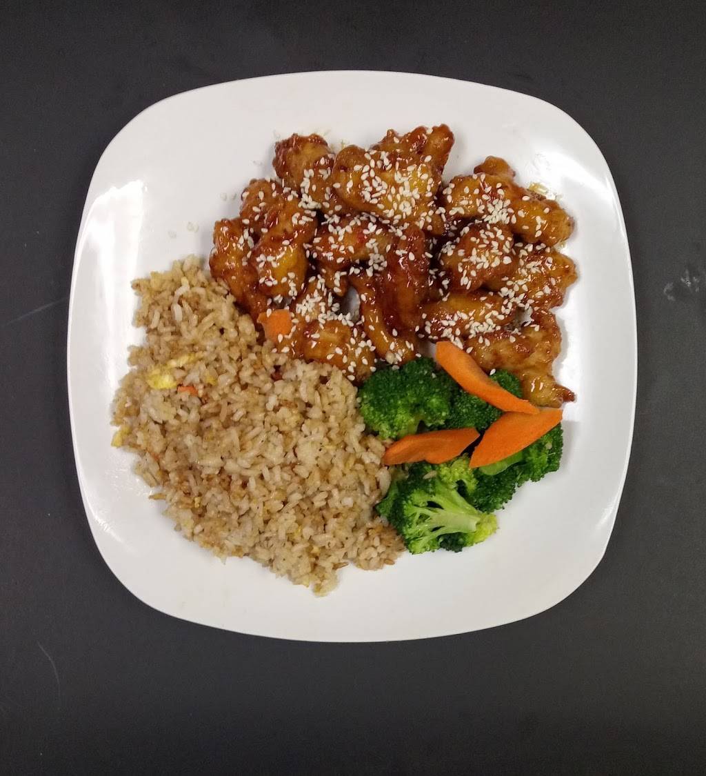 Golden Eggroll Express | restaurant | 5910 Gibson Blvd SE, Albuquerque, NM 87108, USA | 5052559298 OR +1 505-255-9298