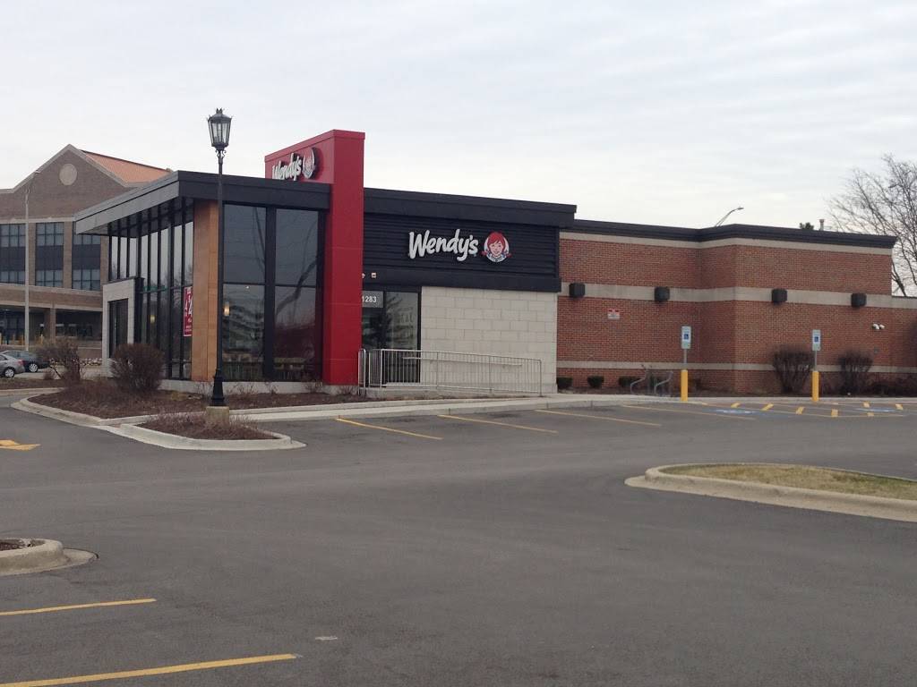 Wendys | restaurant | 1283 Rickert Dr, Naperville, IL 60540, USA | 6307780077 OR +1 630-778-0077