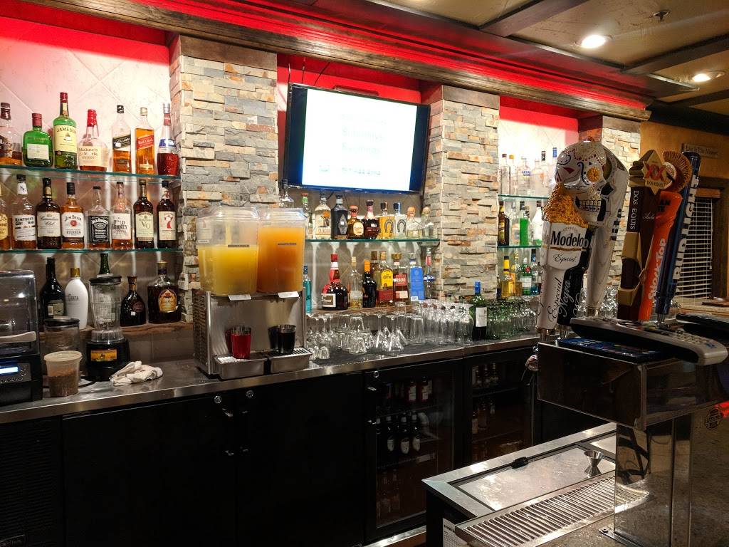 La Parrilla Mexican Grill | restaurant | 2100 Power Plant Pkwy, Hampton, VA 23666, USA | 7578250007 OR +1 757-825-0007