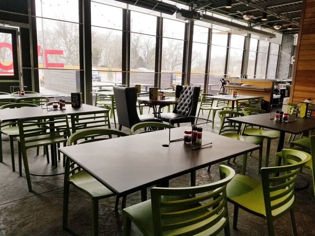 Mellow Mushroom | meal takeaway | 3811, S Lindbergh Blvd, St. Louis, MO 63127, USA | 3144731135 OR +1 314-473-1135