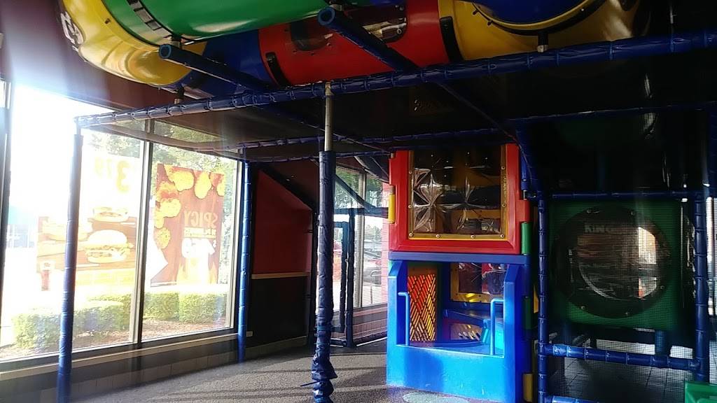 Burger King | restaurant | 102 E Jefferson Blvd, Dallas, TX 75203, USA | 2149429120 OR +1 214-942-9120