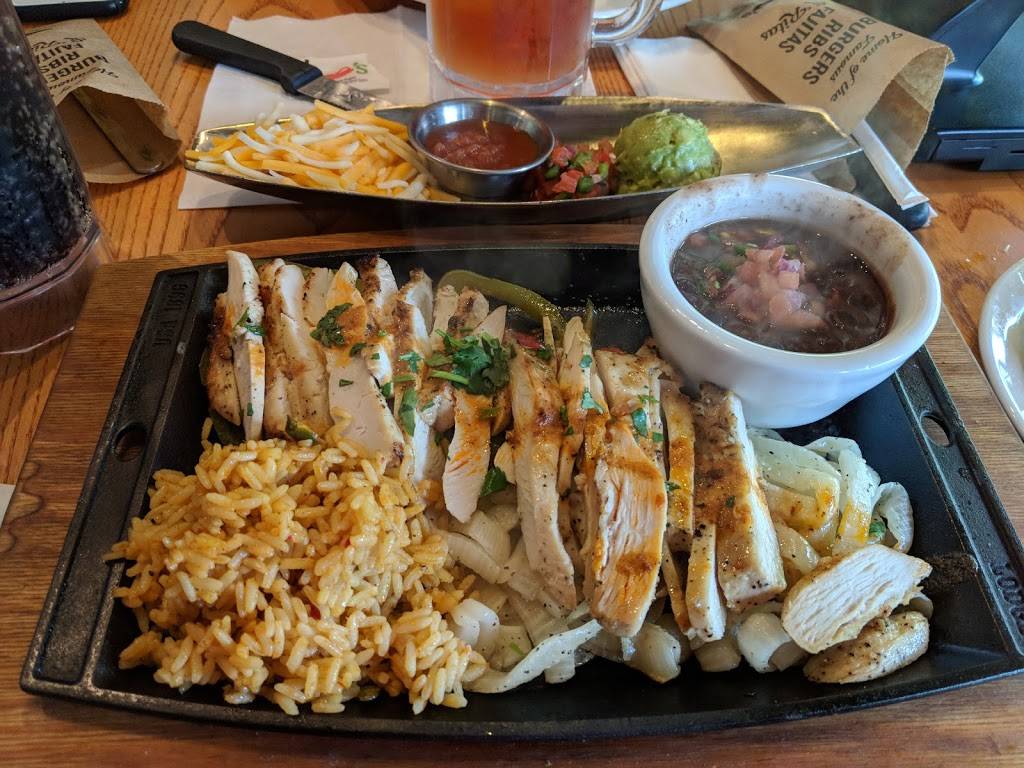 Chilis Grill & Bar | restaurant | 630 E Main St, Cartersville, GA 30121, USA | 7703865199 OR +1 770-386-5199