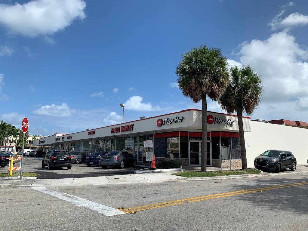 Pizza Hut | meal delivery | 1930 NE 163rd St, North Miami Beach, FL 33162, USA | 3059402444 OR +1 305-940-2444