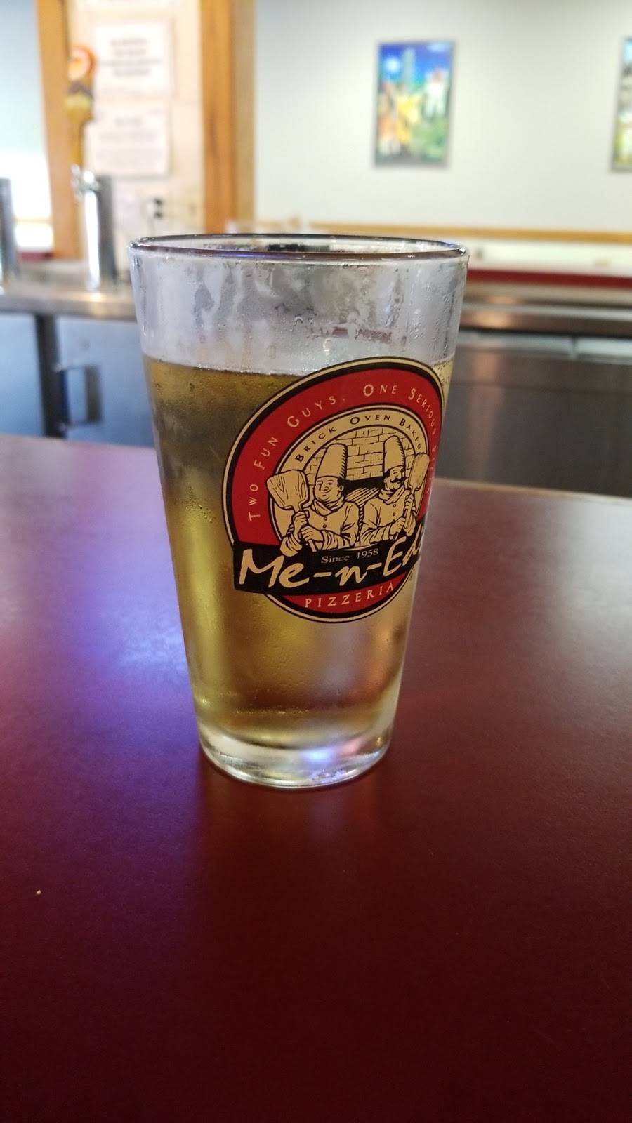 Me-n-Eds Neighborhood Pizza Parlor | restaurant | 375 W Sierra Ave, Kingsburg, CA 93631, USA | 5598970220 OR +1 559-897-0220