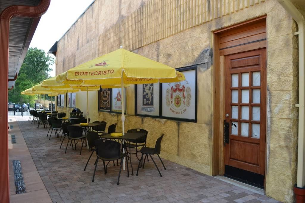 Paradise Pavilion at Jungle Jims | restaurant | 4450 Eastgate S Dr, Cincinnati, OH 45245, USA | 5136746000 OR +1 513-674-6000