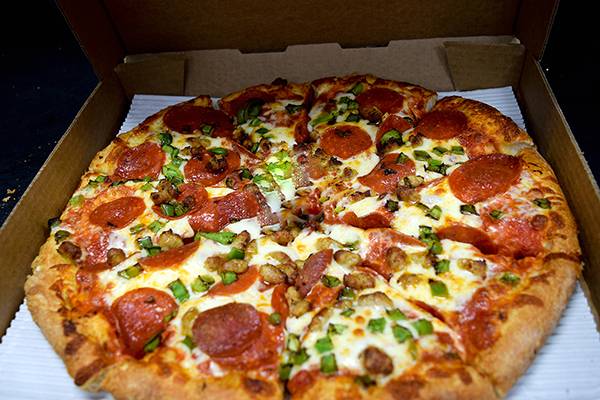 Papas Pizza To Go | meal delivery | 777 Helen Hwy, Cleveland, GA 30528, USA | 7062192071 OR +1 706-219-2071